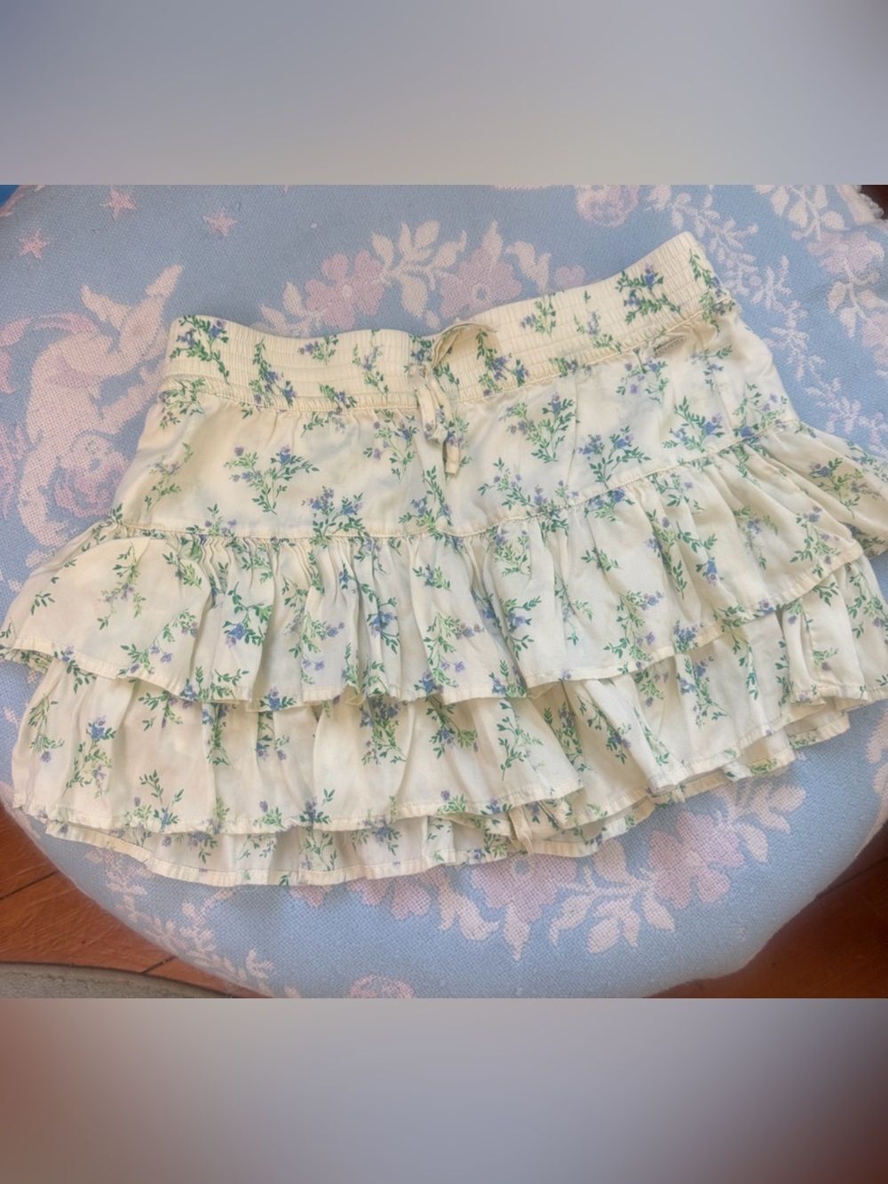 Victoria Secret PINK Sz S Tiered Ruffle Shorts